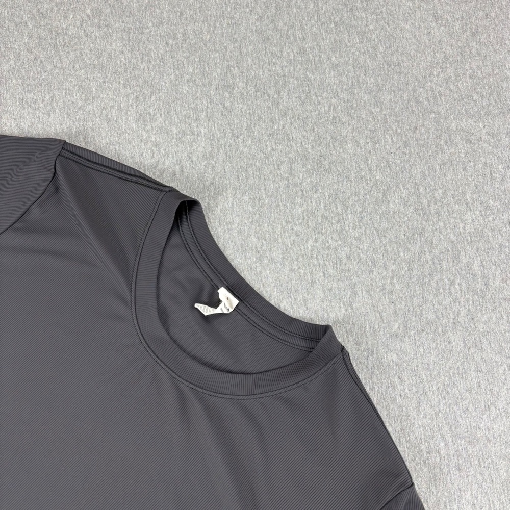 ZYIA Active Shirt Mens Large Gray Ribbed Loose‎ Athletic Training Short Sleeve